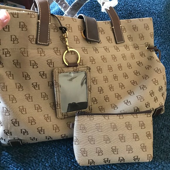Vintage Dooney & Bourke Anniversary Signature Medium Tote - Picture 1 of 9